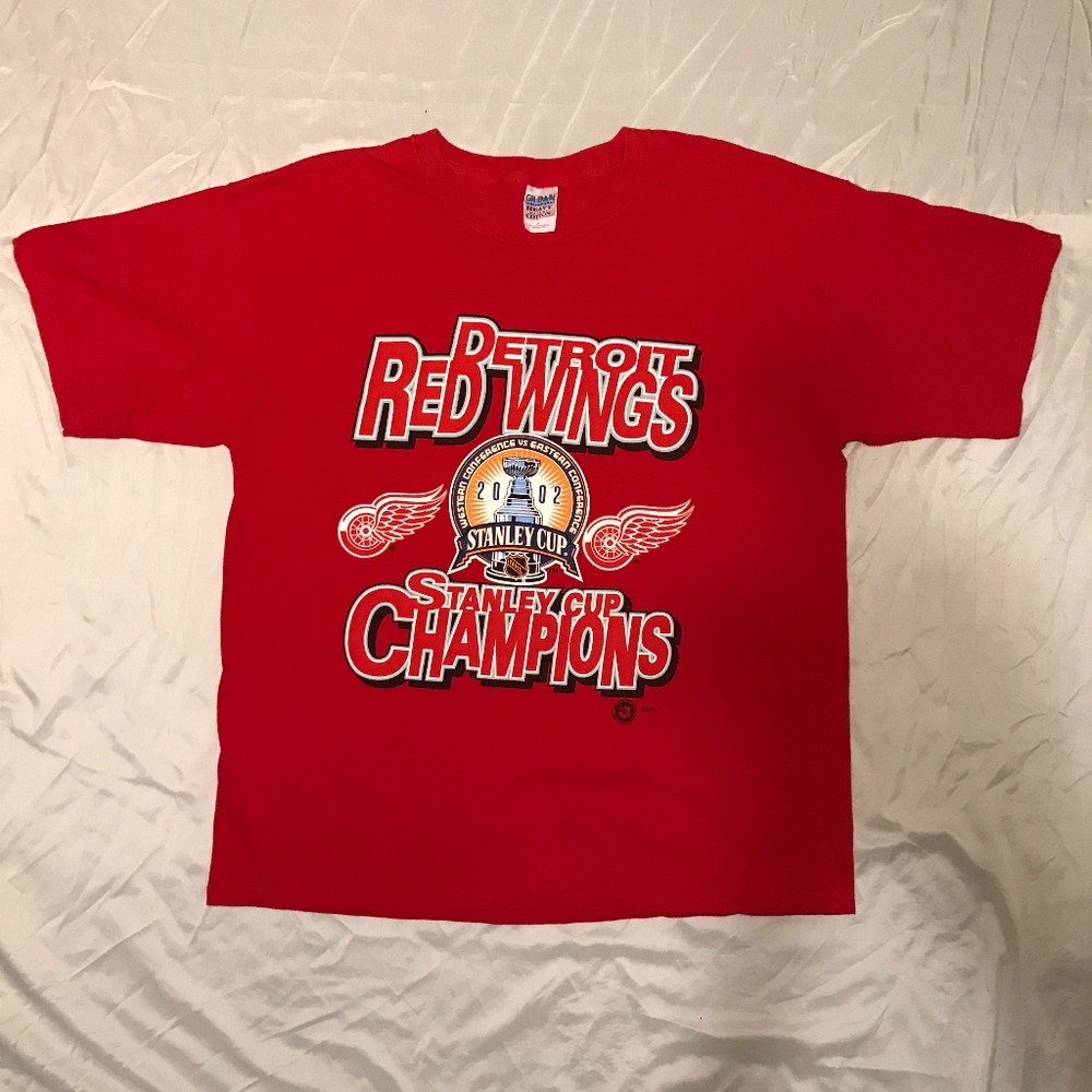 Detroit Red Wings 2002 Stanley Cup Champions Tee